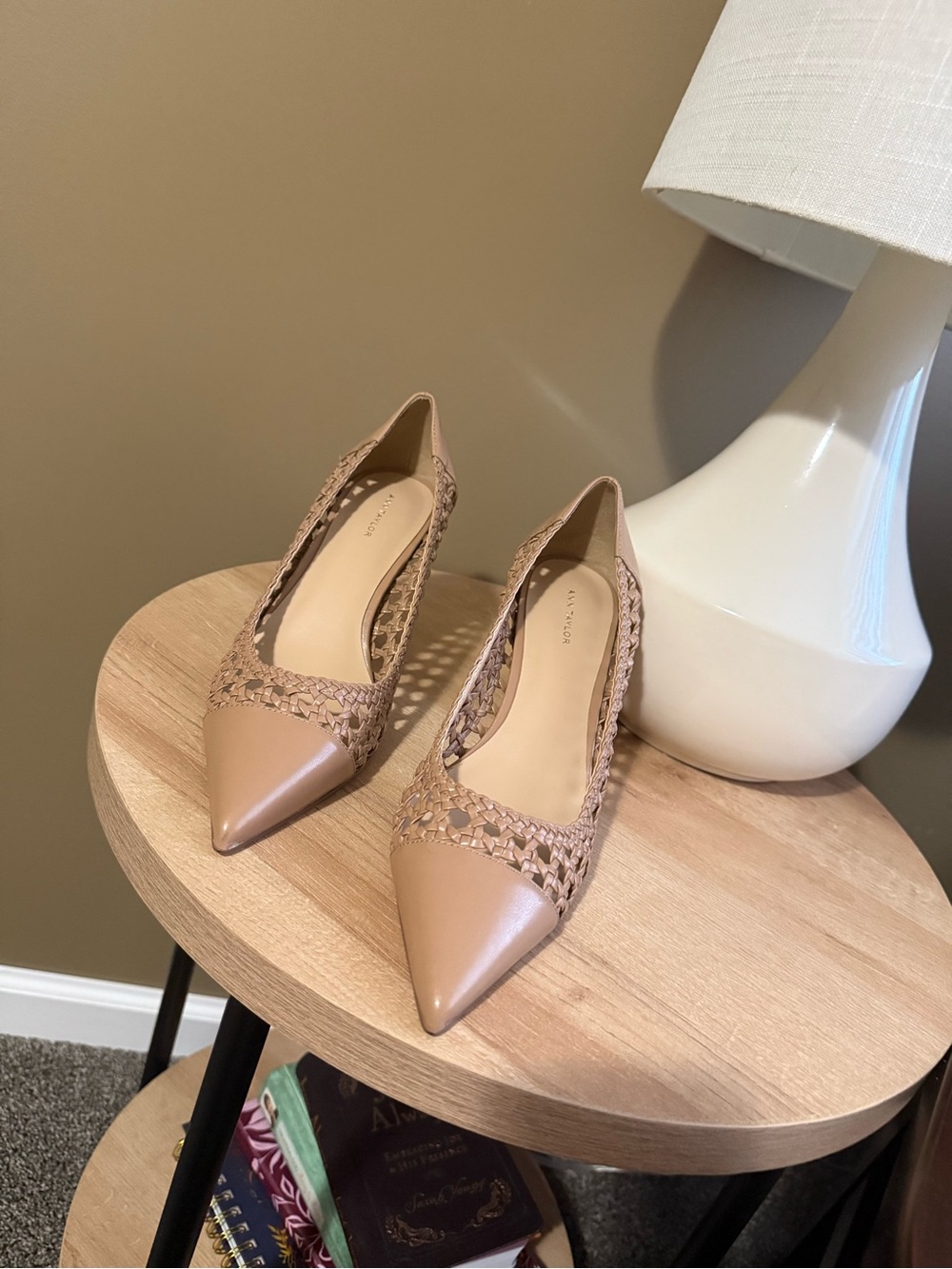 LIKE NEW Ann Taylor Mae Woven Pointed-Toe Heels in Tan - Picture 2 of 5